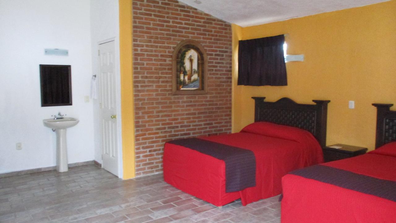 Hotel Villa Monarca Inn Zitácuaro 외부 사진
