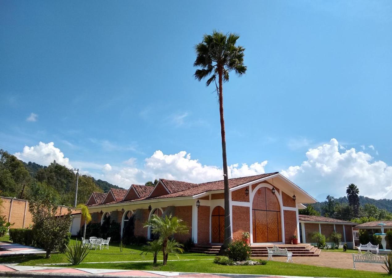 Hotel Villa Monarca Inn Zitácuaro 외부 사진